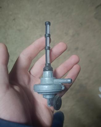 rubinetto benzina per piaggio liberty 50 2/4T