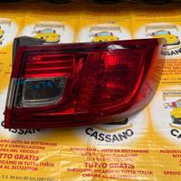 FARO POSTERIORE DESTRO RENAULT CLIO ANNO:2015