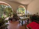 villa-con-giardino-su-4-lati