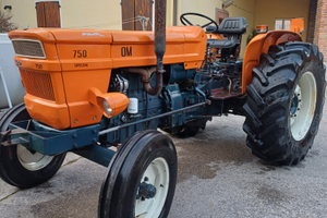 Trattore fiat 750