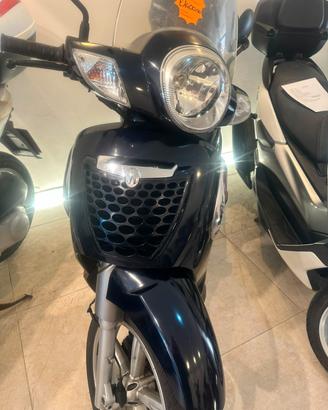 Aprilia Scarabeo 125 4T