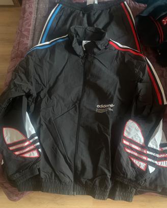 Tuta completa adidas