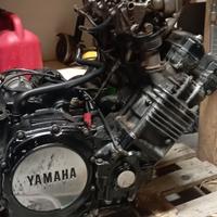 motore Yamaha fzr 1000