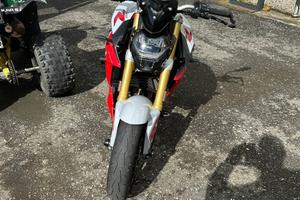 BMW F900R