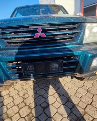 PARAURTI ANTERIORE PER PAJERO V60 GLX 2003