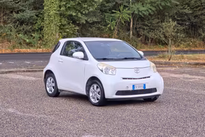 Toyota iQ 1.0 Sol CV-68 E4 Manuale NEO 2010