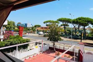 Pomezia Martin Pescatore intero fabbricato da ciel