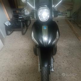 Piaggio Beverly 300 police - 2018