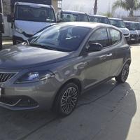 Lancia Ypsilon 1.0 FireFly 5 porte S&S Hybrid Gold
