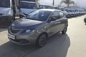 Lancia Ypsilon 1.0 FireFly 5 porte S&S Hybrid Gold