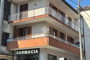 3 LOCALI A BORGO TICINO