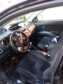 Mitsubishi 7 posti 