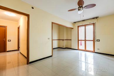 Trivano con ascensore e posto auto