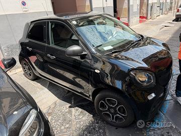 Smart forfour 453