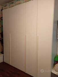 armadio bianco