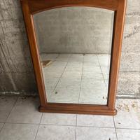 Specchio in legno