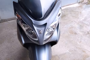 suzuki burgman 400