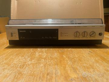 Giradischi vintage Philips modello D5520