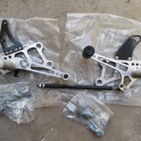 Pedane arretrate suzuki gsx r 600 750 1000