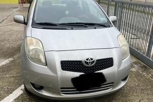 Toyota yaris 2008 benzina