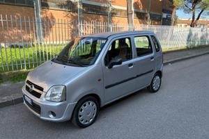 Opel Agila 1300 ctdi Diesel anno 2004.
