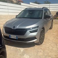 Skoda kamiq 1.0 black dots