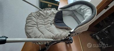 carrozzina e seggiolino auto Peg Perego buone cond