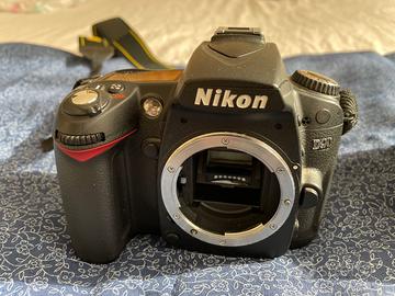 NIKON D90 + NIKKOR 18-70 DX - SOLO 5.631 SCATTI