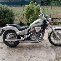 HONDA SHADOW VT 600 