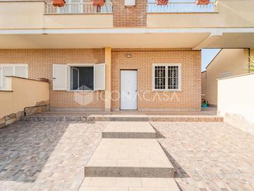 Villetta a schiera ad Aprilia