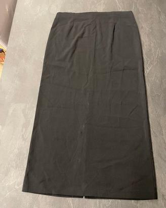 Gonna lunga nera in lana (modello curvy)