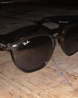 Occhiali da sole rayban tartarugati