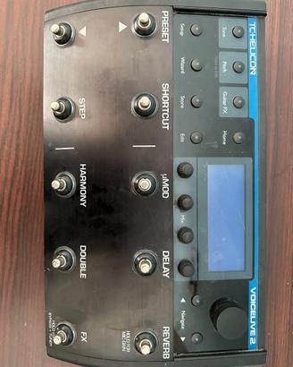 TC Helicon Voicelive 2
