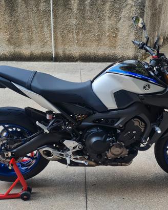 Yamaha MT09 SP come nuova