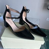 Scarpe vernice lucida nera