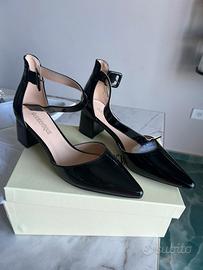 Scarpe vernice lucida nera