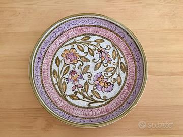 Ciotola decorativa vintage con motivi floreali