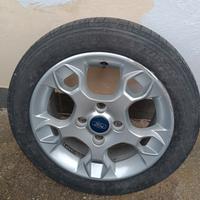 cerchio in lega Ford 15 pollici