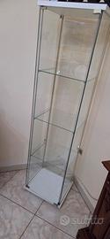 vetrinetta ikea