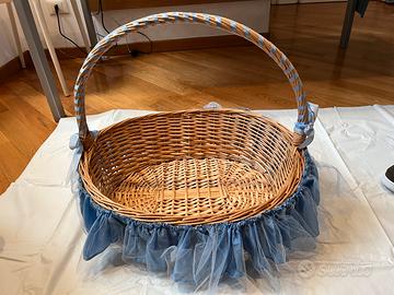 Cesto in vimini per bomboniere