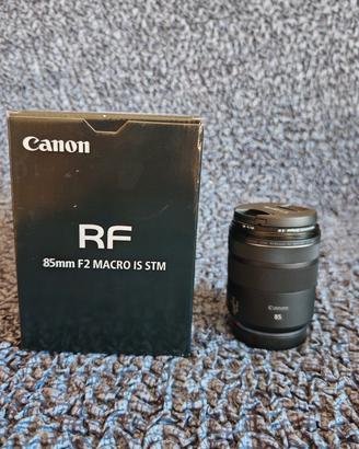 Canon RF 85mm F2 macro Is STM