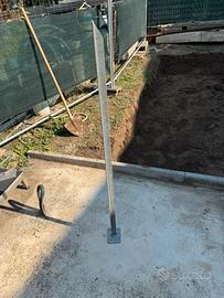 20 pali in ferro zincato con piastra e diagonale