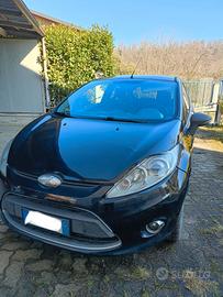 Ford fiesta 1.4 benzina Gpl anno 2009 con 294'000 