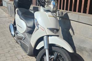 Aprilia Scarabeo 300s