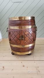 Minibar in legno antico