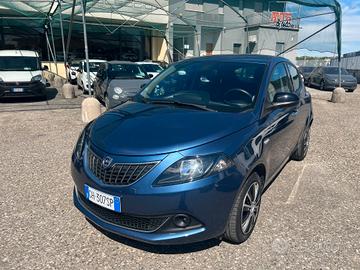 Lancia Ypsilon 1.0 FireFly 5 porte S&S Hybrid Silv