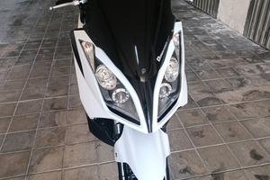 Kymco downtown 125 anno 2009
