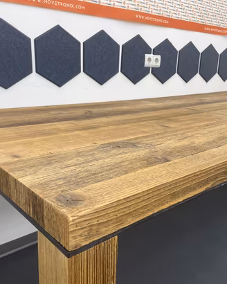 Tavolo in legno rustico antico vecchio nuovo