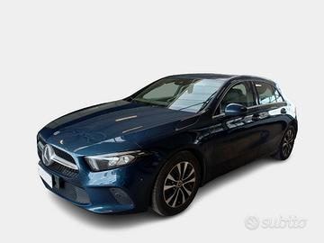 MERCEDES-BENZ A 180 d Automatic Business Extra 5 P