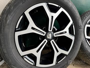 Cerchi e gomme Dacia Duster II 17”